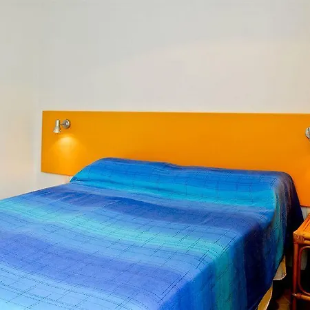 La Torre Hotel *